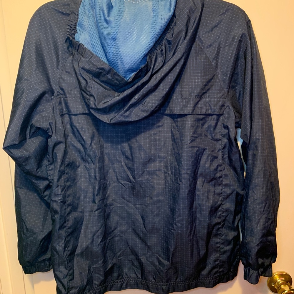 Wind breaker - Picture 2 of 2